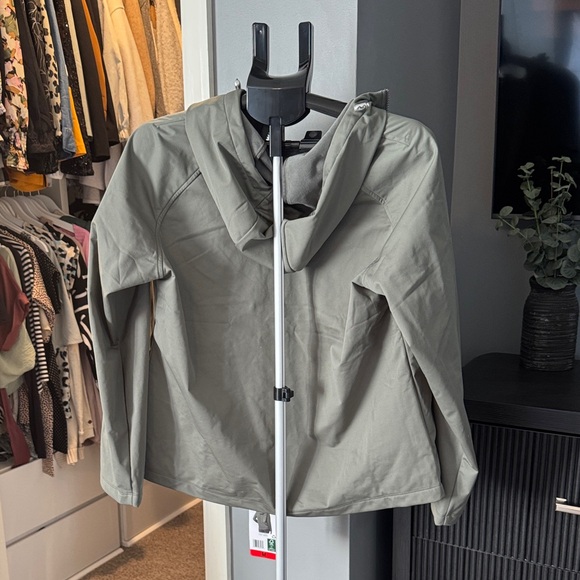 Hooded Softshell Jacket - Picture 7 of 7